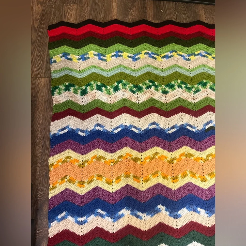 VTG Afghan Crochet Handmade Grandma blanket quilt‎ Cottage 75x80
